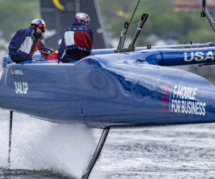 TOMMY HILFIGER ȘI ECHIPA U.S. SAILGP ANUNȚĂ UN PARTENERIAT GLOBAL IMPORTANT